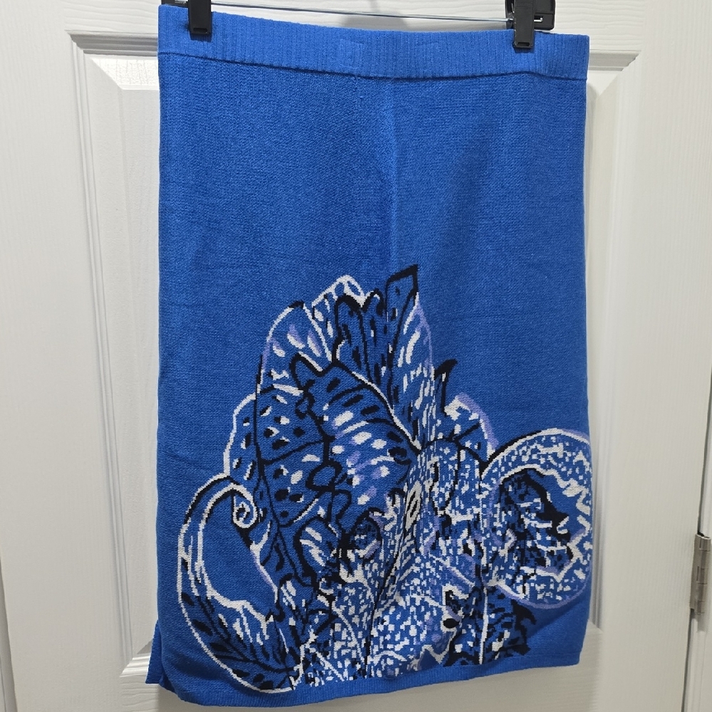 Blue Floral Knit Skirt